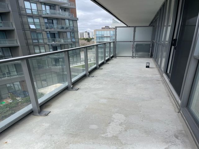 415 - 38 Forest Manor Rd