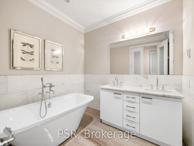 3604 - 311 Bay St