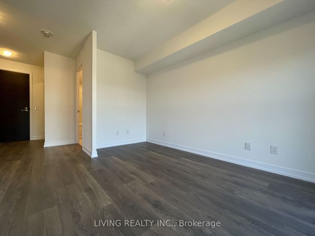 2212 - 219 Dundas St E