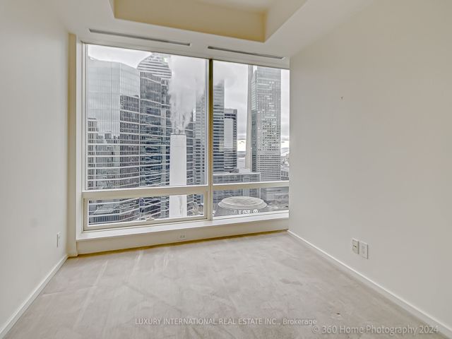 2501 - 180 University Ave