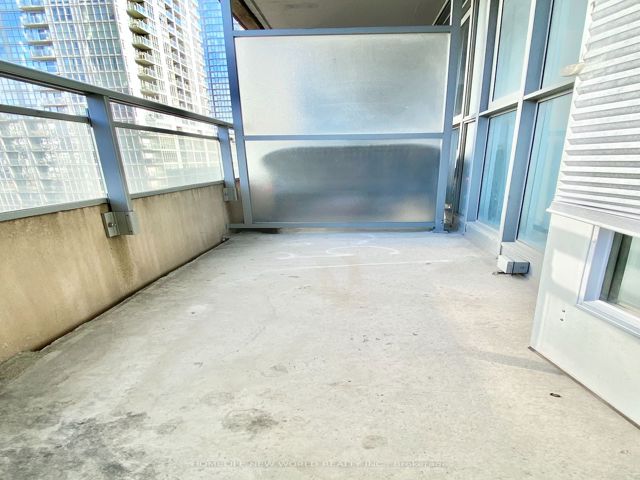 847 - 151 Dan Leckie Way