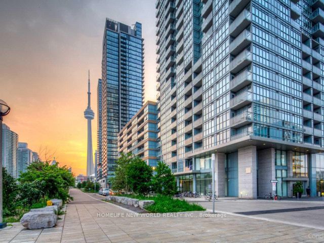 847 - 151 Dan Leckie Way