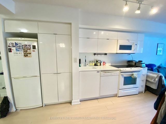 847 - 151 Dan Leckie Way