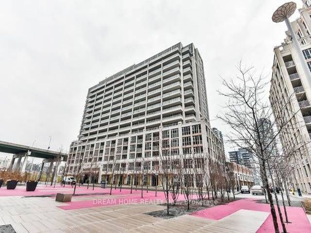 1207 - 35 Bastion St S