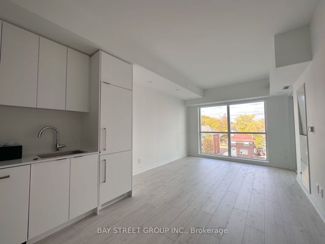 330 - 181 Sheppard Ave E