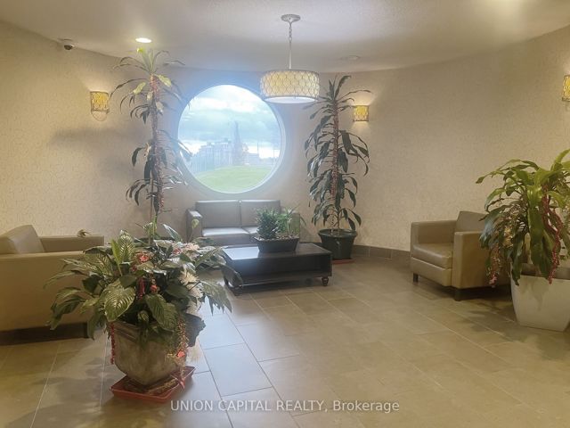905 - 5 Parkway Forest Dr