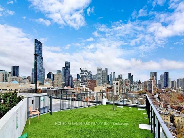 1428 - 251 Jarvis St