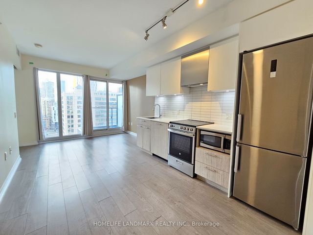 1428 - 251 Jarvis St