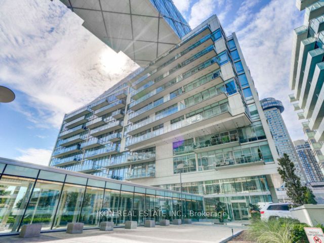 302 - 29 Queens Quay E