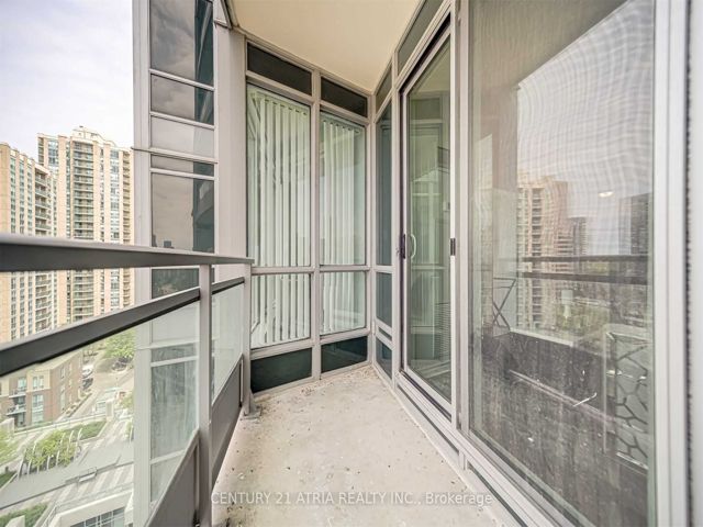 1109 - 18 Holmes Ave