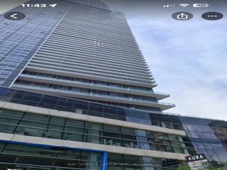 1806 - 386 Yonge St