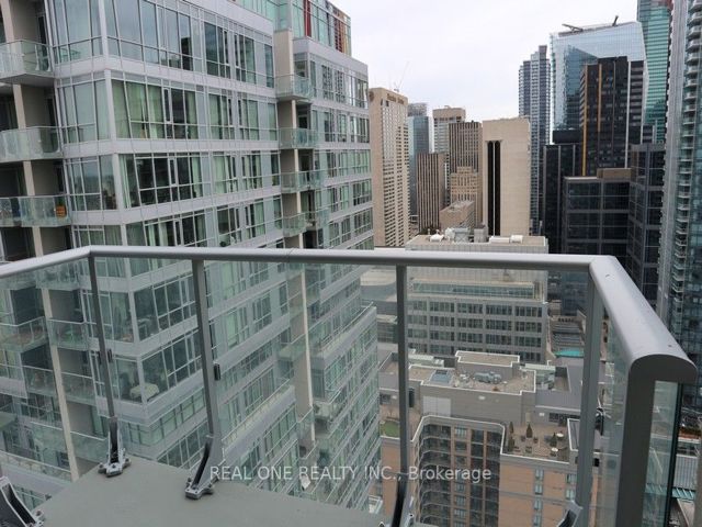 3002 - 30 Nelson St