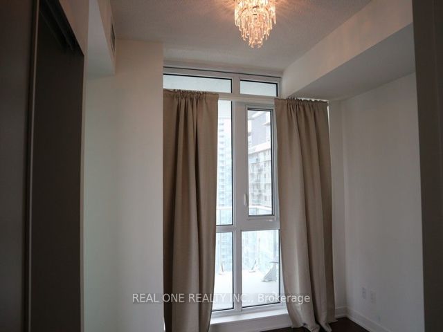 3002 - 30 Nelson St