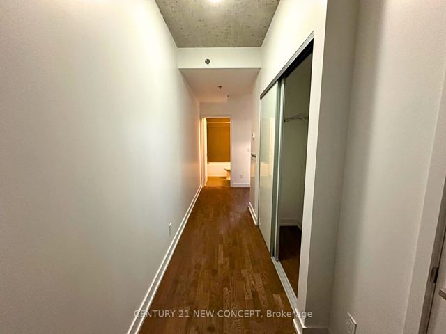 828 - 20 Minowan Miikan Lane E
