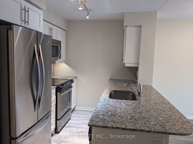 1029 - 38 Grand Magazine St