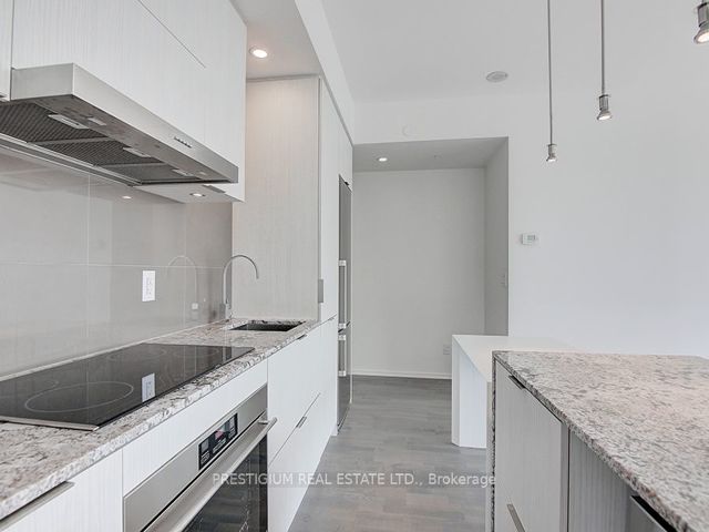 1307 - 1 Bloor St E