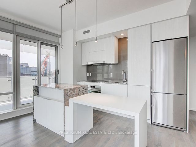 1307 - 1 Bloor St E