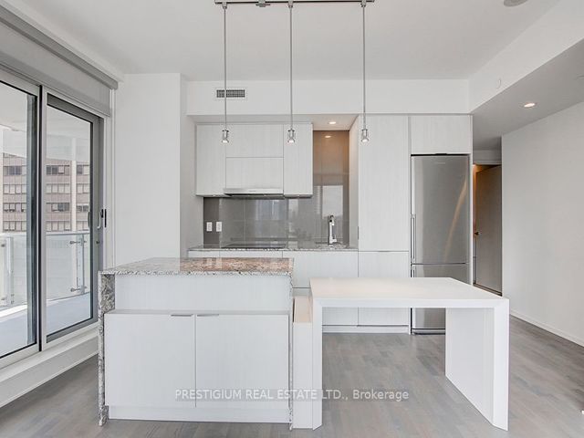 1307 - 1 Bloor St E