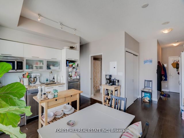 2607 - 126 Simcoe St