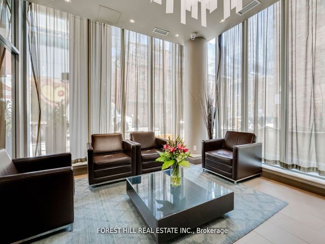 2607 - 126 Simcoe St