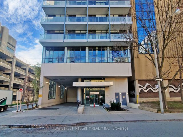 2107 - 210 Simcoe St