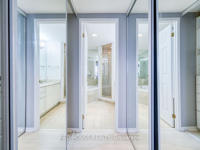 704 - 1818 Bayview Ave