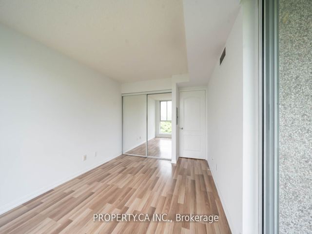 603 - 398 Eglinton Ave E
