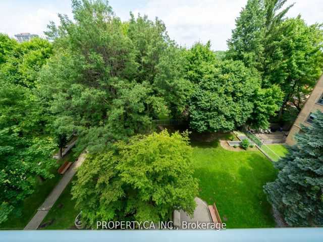 603 - 398 Eglinton Ave E