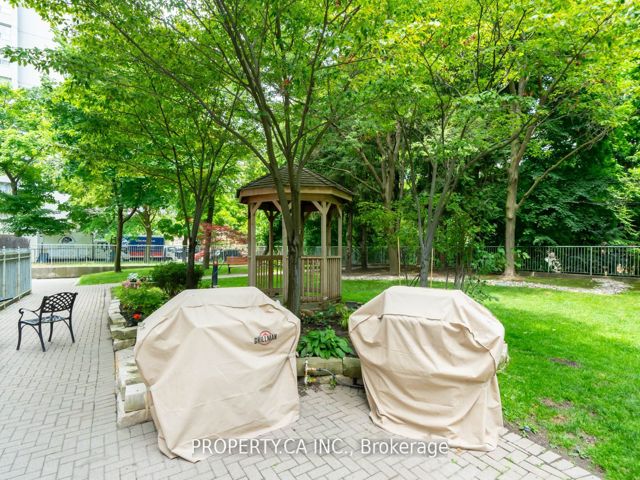 603 - 398 Eglinton Ave E