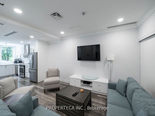 603 - 398 Eglinton Ave E