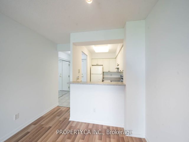 603 - 398 Eglinton Ave E