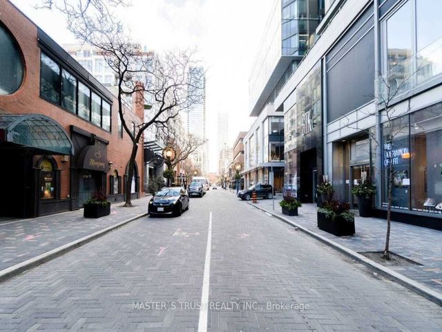 1103 - 188 Cumberland St