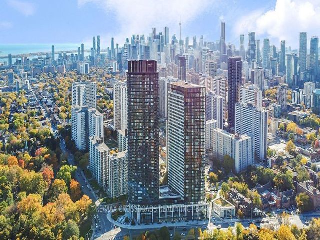3418 - 585 Bloor St E