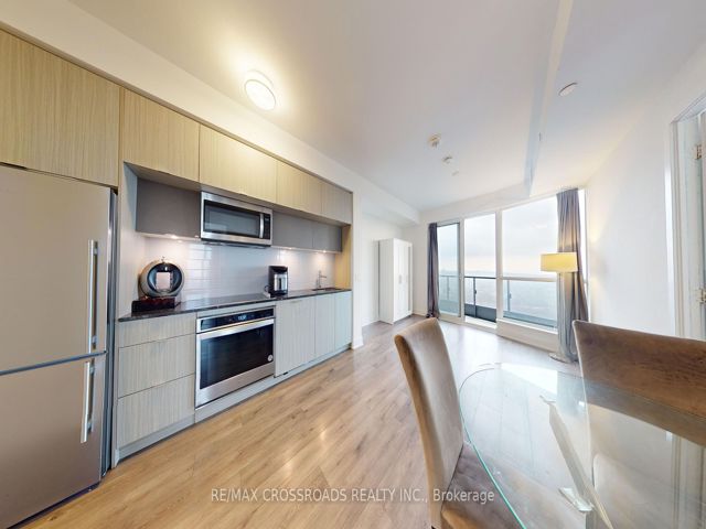 3418 - 585 Bloor St E