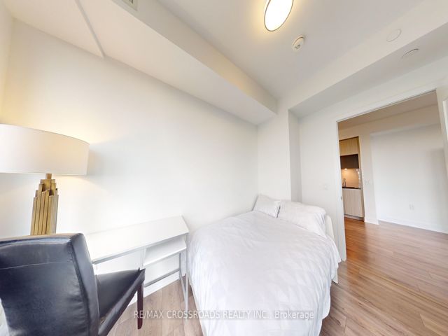 3418 - 585 Bloor St E