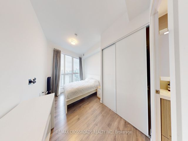 3418 - 585 Bloor St E