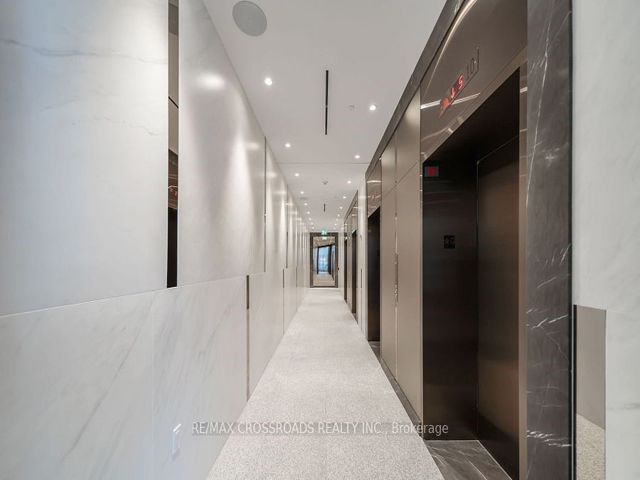 3418 - 585 Bloor St E