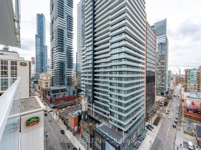 1112 - 501 Yonge St