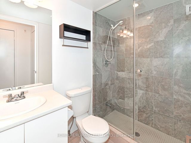 427 - 35 Saranac Blvd