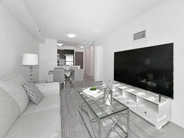 427 - 35 Saranac Blvd