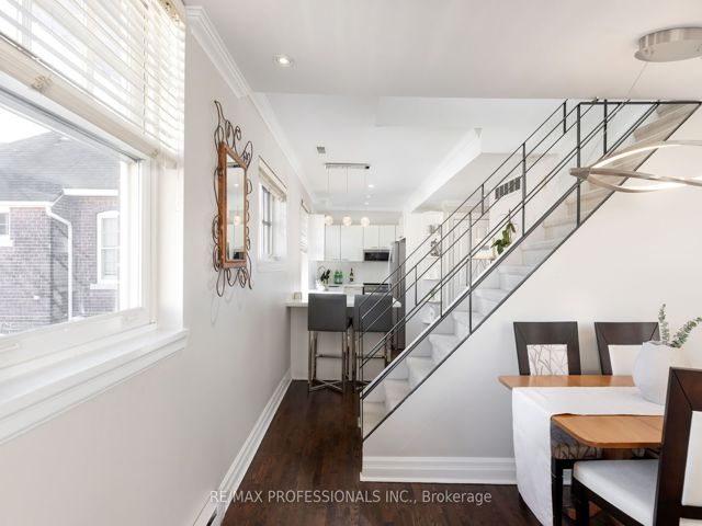203 - 195 Poplar Plains Rd