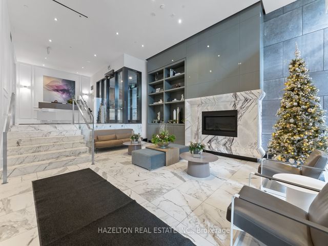 302 - 128 Pears Ave