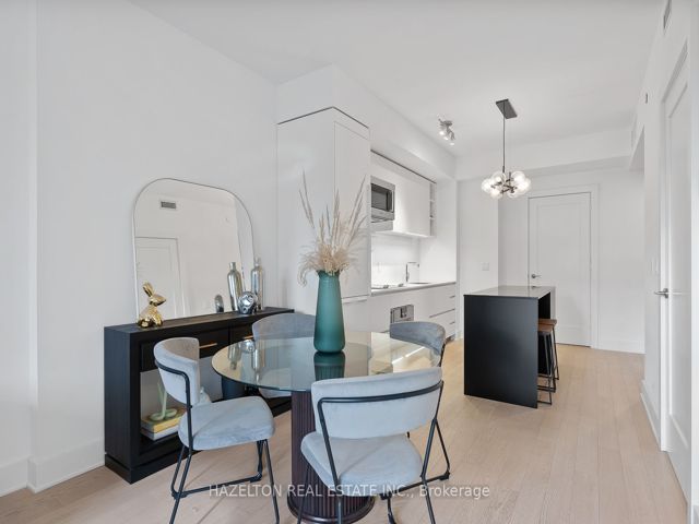 302 - 128 Pears Ave
