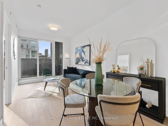 302 - 128 Pears Ave