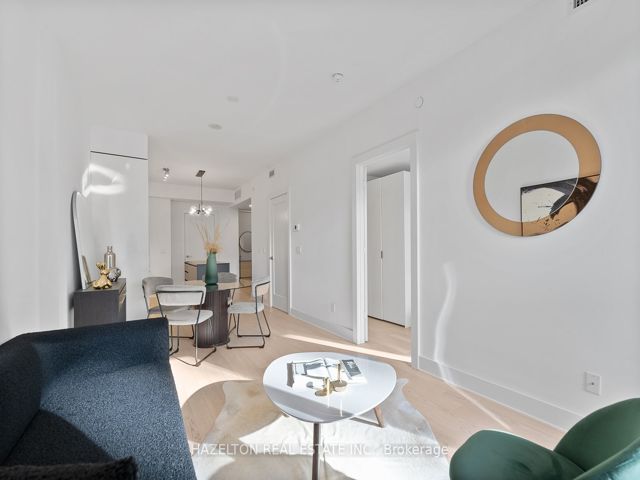302 - 128 Pears Ave