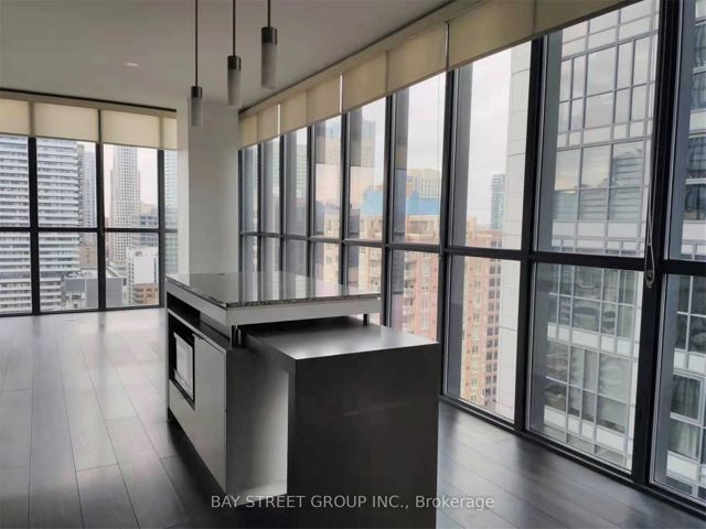 2307 - 110 Charles St E