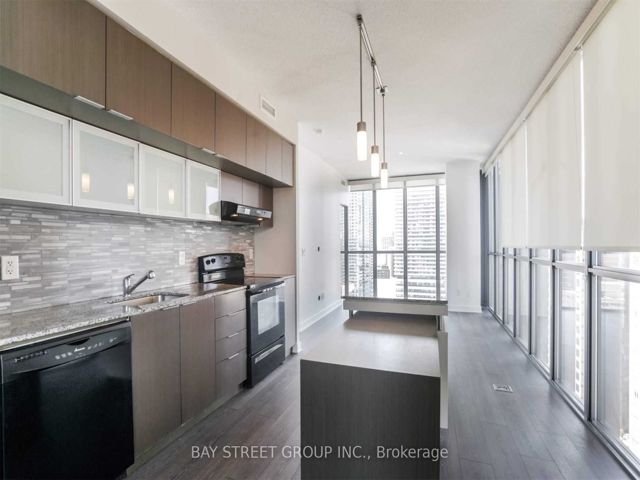 2307 - 110 Charles St E