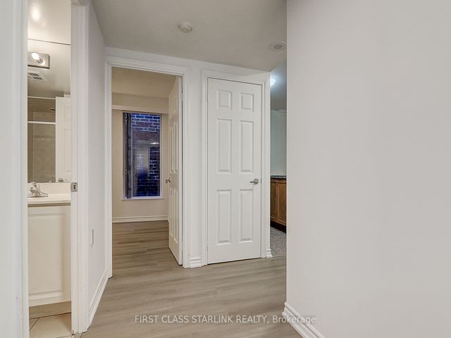 302 - 388 Bloor St E