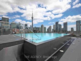 1011 - 560 King St W