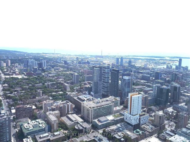 7405 - 388 Yonge St